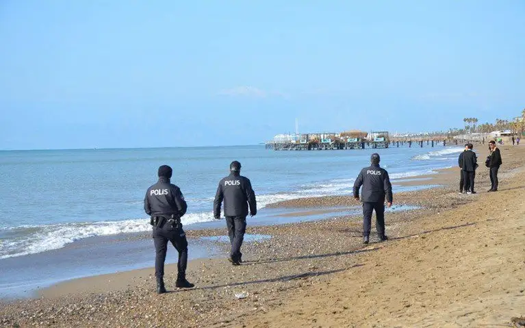 Тела девяти человек обнаружены на пляжах Турции