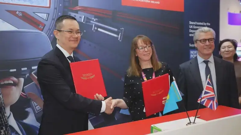 Лондонда бўлиб ўтган таълим кўргазма