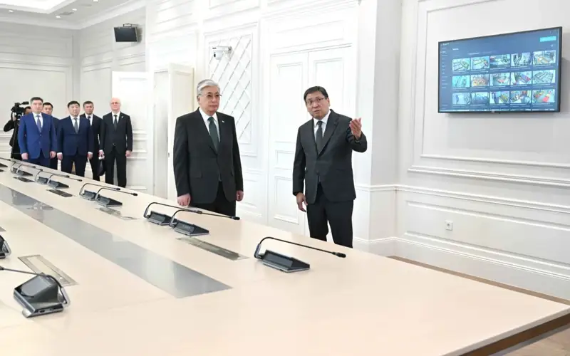 Глава государства ознакомился с работой Ситуационного центра Алматы