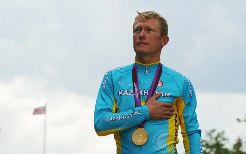 Александр Винокуров