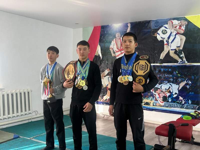 спортсмены