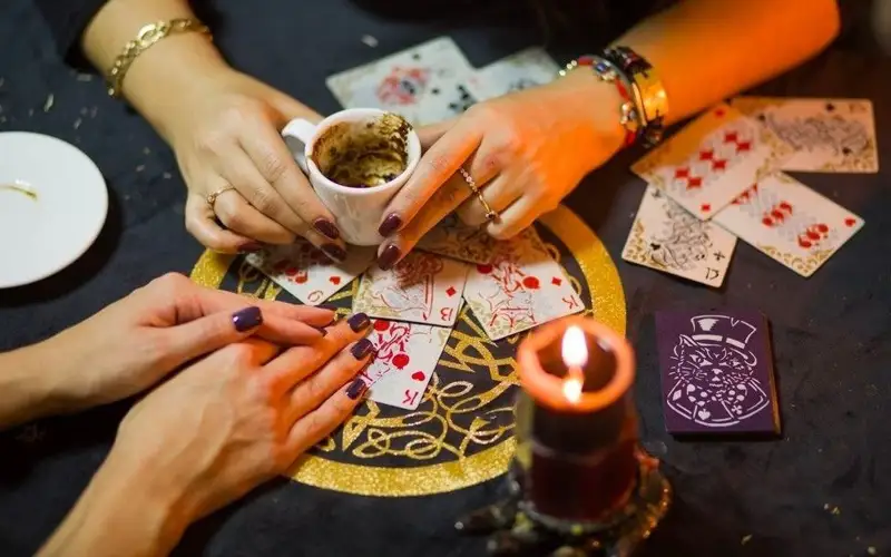 Экстрасенсы, гадалки, магия, мистика, целители, гадание