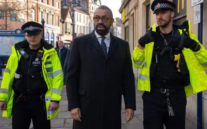 Лондон полиция