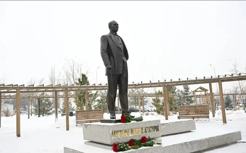 Ataturk monument