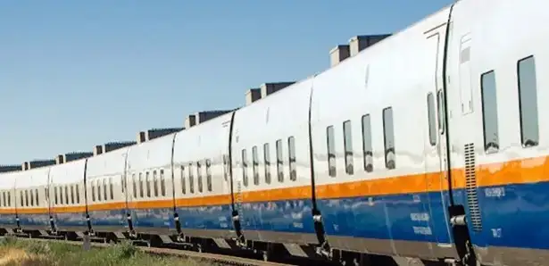 Қозоғистон поездларида сўнгги 3 йилда нечта бола туғилди