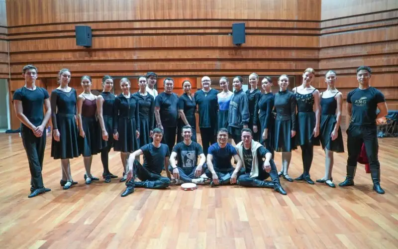 Мультинациональный ансамбль песни и танца создали в Казахстане