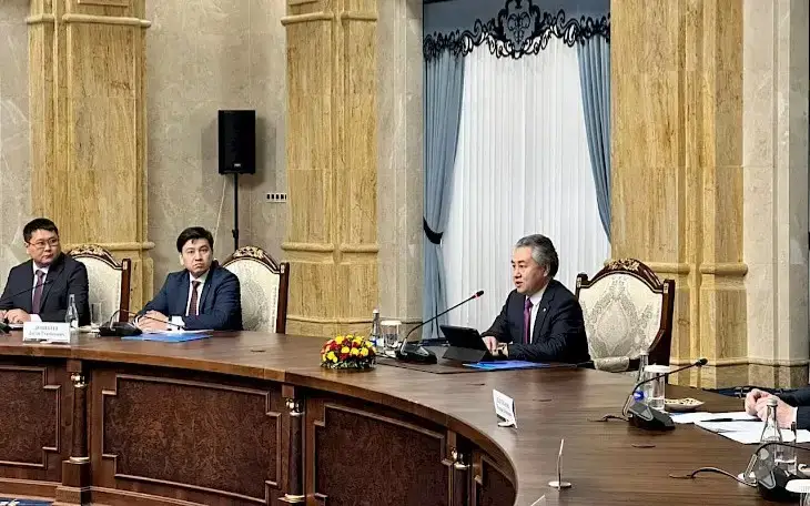 Қирғизистон ва Қозоғистон ўртасида сиёсий зиддиятлар йўқ – Жээнбек Кулубаев