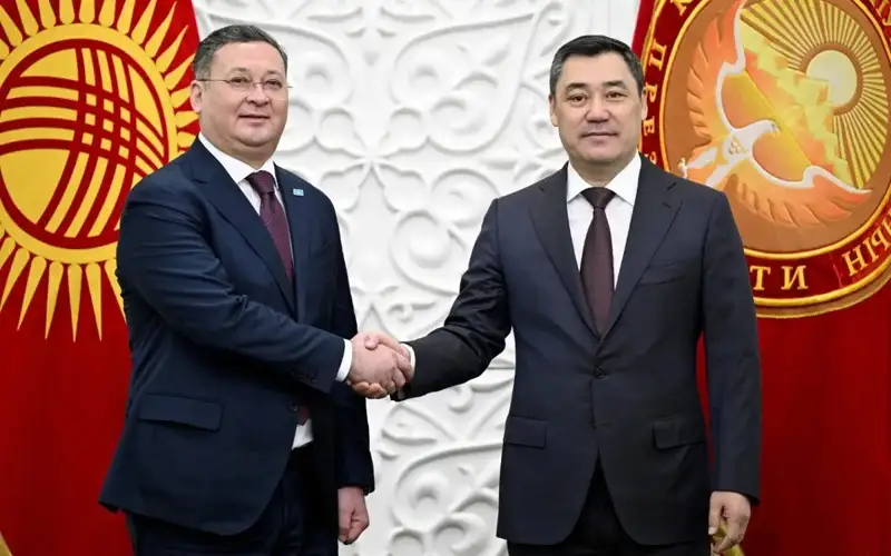 Садир Жапаров Қозоғистон Ташқи ишлар вазири Мурат Нуртилеуни қабул қилди