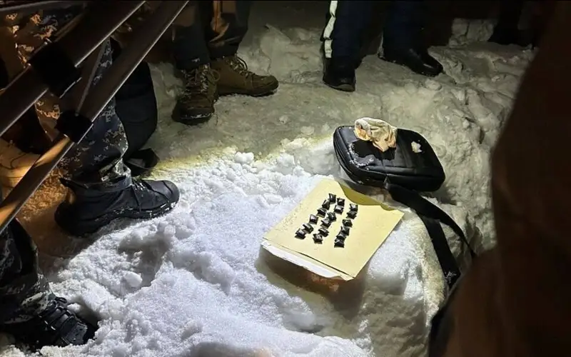 Двух подростков-закладчиков задержали в Караганде