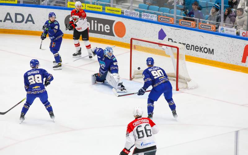 Астанинский &laquo;Барыс&raquo; сыграл с омским &laquo;Авангардом&raquo; в домашнем матче КХЛ