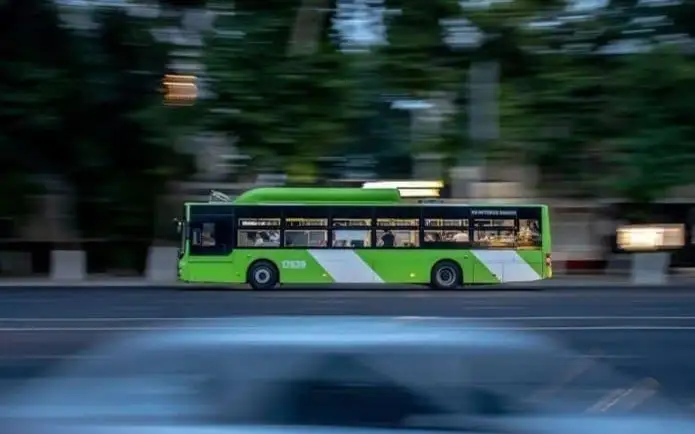 автобусы в Ташкенте, Узбекистан, общественный транспорт