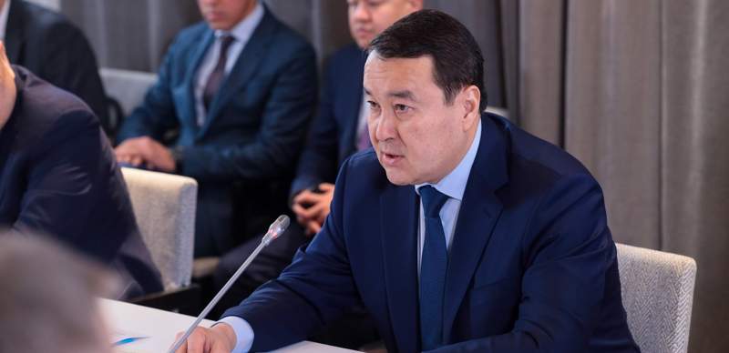 Алихан Смаилов