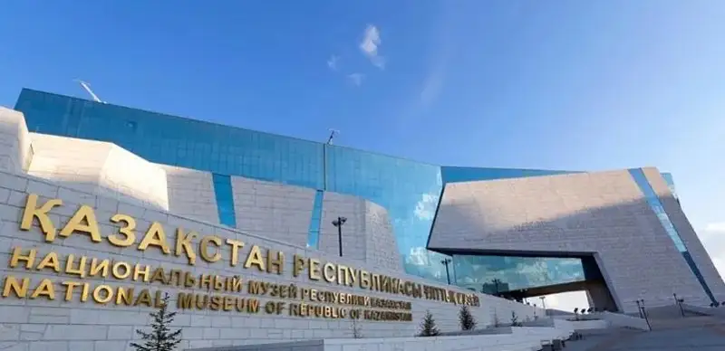 Ұлттық музей атриумынан Нұрсұлтан Назарбаевтың мүсіні алынып тасталды 