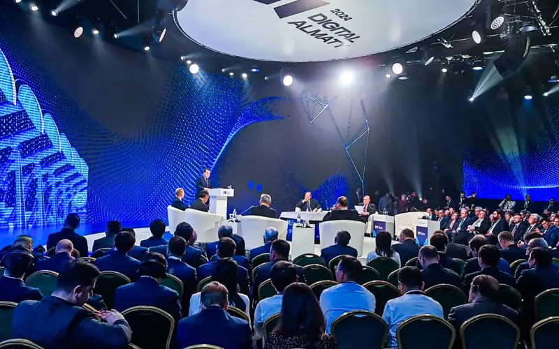 Алихан Смаилов предложил странам ЕАЭС создать единую цифровую платформу