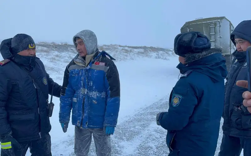 Около 200 человек спасли на автодорогах в двух регионах РК