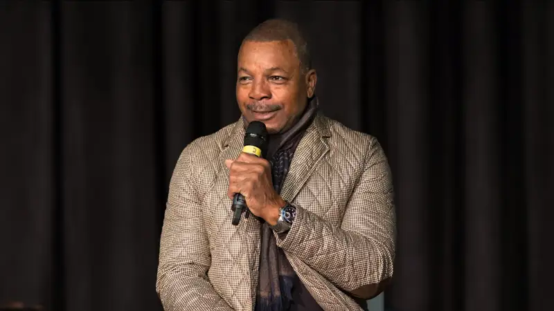 «Рокки», «Жыртқыш» фильмдерінің жұлдызы, актер Карл Уэзерс 76 жасында қайтыс болды