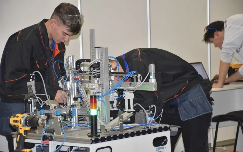 рабочие кадры