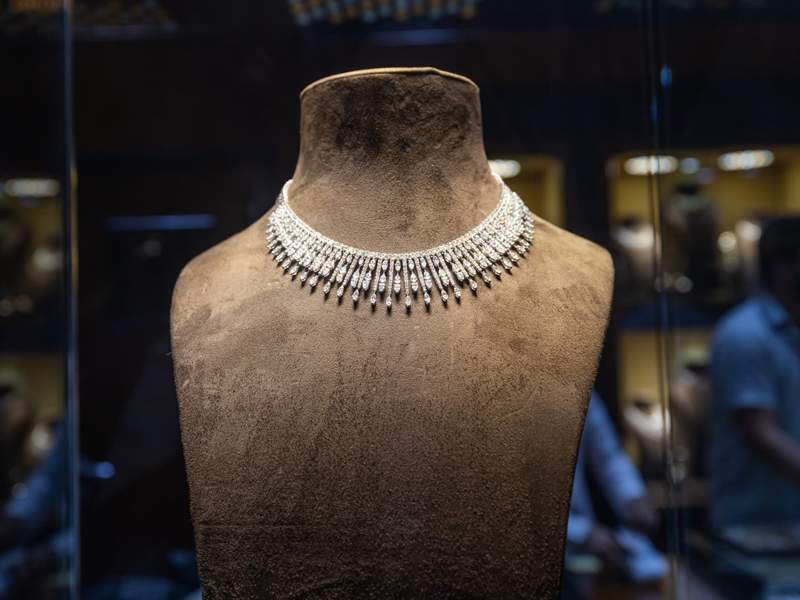 53rd WJMES unveils luxurious gold collections, international artifacts WJMES