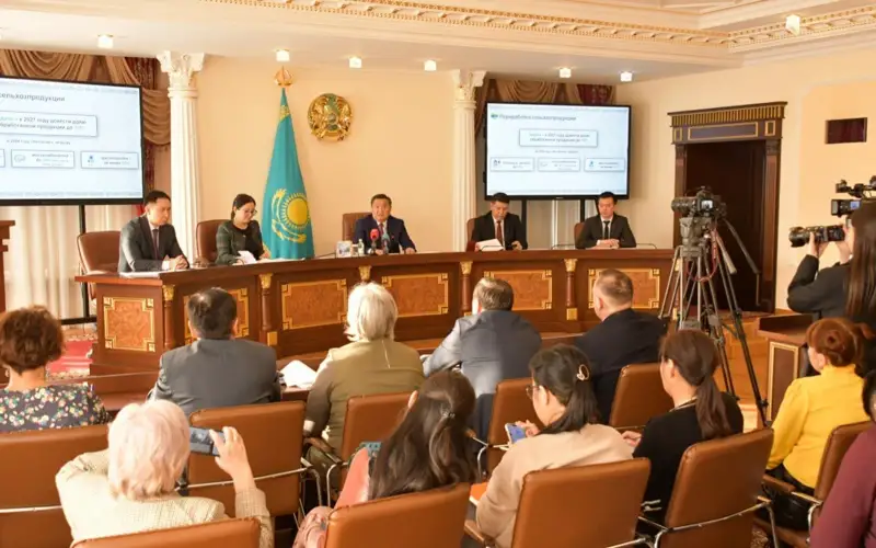 Марат Ахметжанов