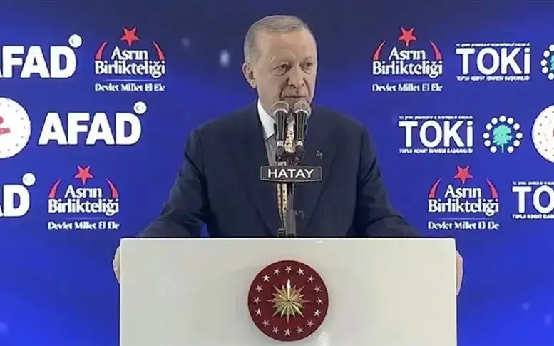 Túrkııa prezıdenti jer silkinisinen zardap shekken 7 myńnan astam adamǵa baspana kiltin tabys etti 