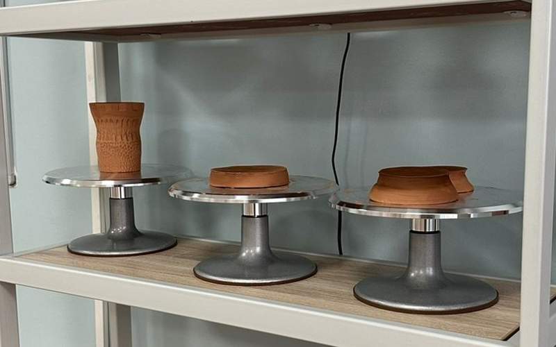 Гончарную мастерскую открыли в школе для особенных детей в Павлодаре