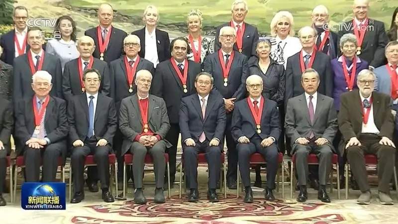 Kazakh-born ophtalmologist receives Chinese Government’s Friendship Award