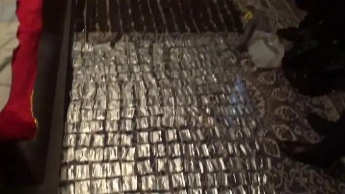 Килограмм мефедрона на 36 млн тенге вез из Алматы в Тараз задержанный наркокурьер