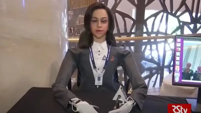 India prepares to send robot astronaut Vyommitra to space