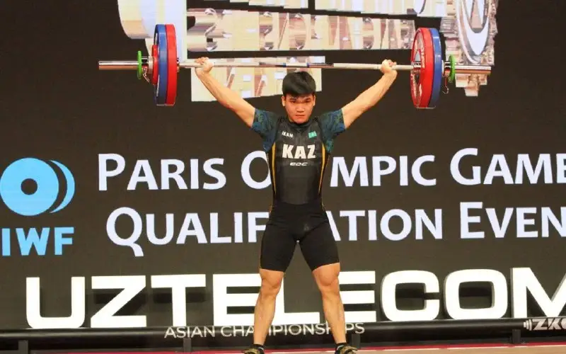 Сайрамкез Акмолда завоевал «серебро» чемпионата Азии по тяжелой атлетике