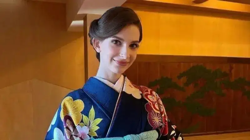 “Япония гўзали” танловида ғолиб чиққан украиналик қиз унвонидан воз кечди