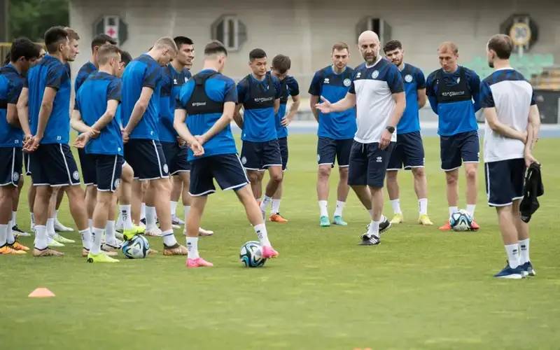 Футболчилар