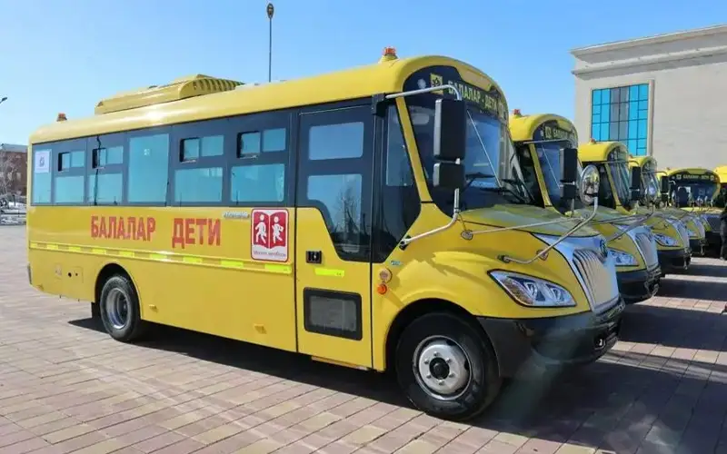 школьный автобус