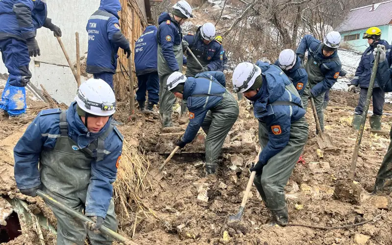 Назвали возможные причины схода оплывины в Алматы