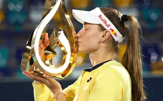 елена рыбакина