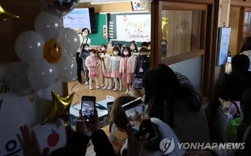 韩国2026年中小学生人数将跌破500万人