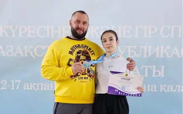 Акмолинская спортсменка-армрестлер завоевала «Серебро» чемпионата Казахстана 