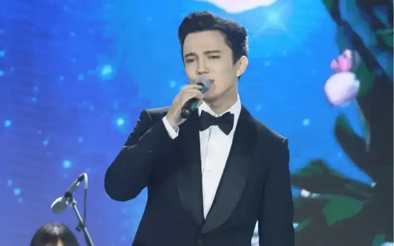 Dimash Qudaibergen