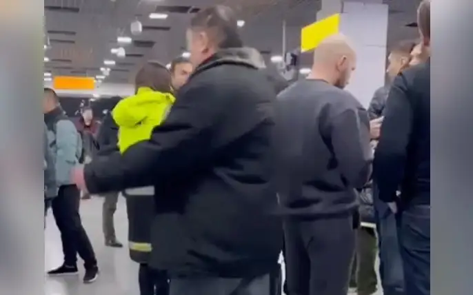 Ситуация в аэропорту Алматы: в КГА предупредили о цепной задержке последующих рейсов