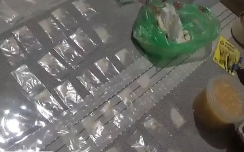 наркотики