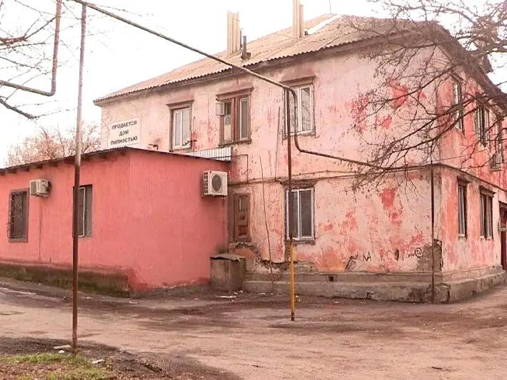 ветхие дома, аварийные дома