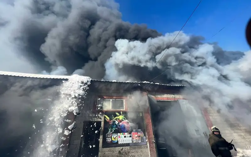 Крупный пожар на складах в Алматы 17 февраля 2024г.