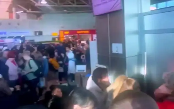 Задержки рейсов в аэропорту Алматы