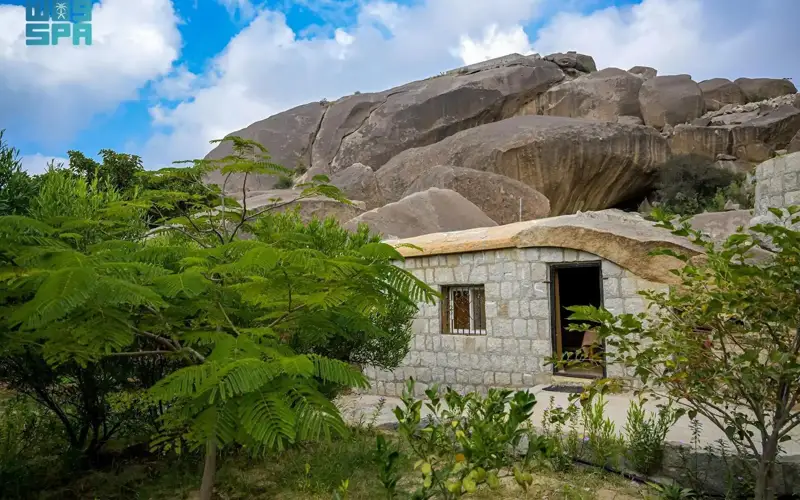 Saudi Arabia's cave resorts offer unique tourism experience
