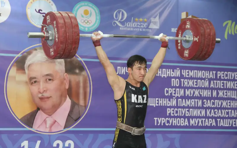 Karına Gorıcheva aýyr atletıkadan el chempıonatynda top jardy