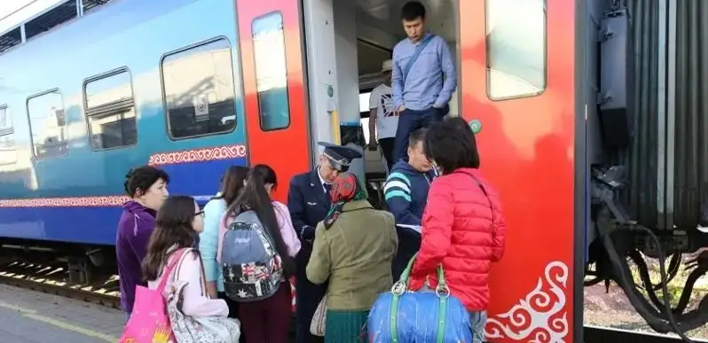 Почти 700 человек из Шымкента переселились в регионы с дефицитом рабочей силы