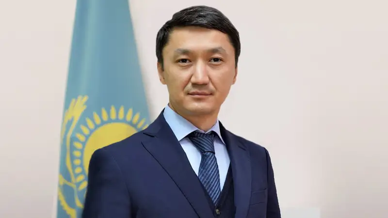 Oljas Saparbekov Ónerkásip jáne qurylys vıtse-mınıstri bolyp taǵaıyndaldy