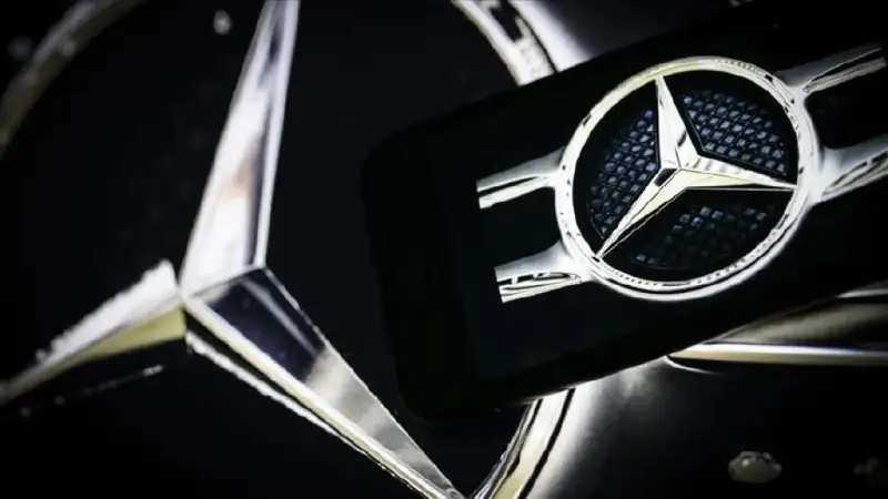 Mercedes-Benz 