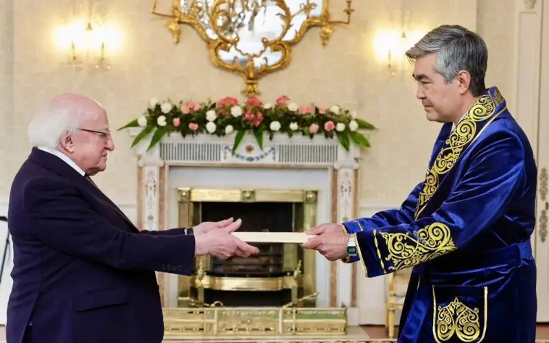 Посол Казахстана вручил верительные грамоты Президенту Ирландии