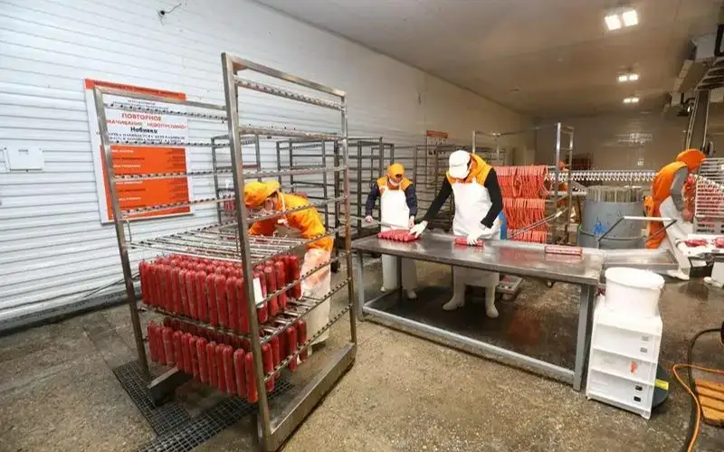 продукты питания, колбасные изделия