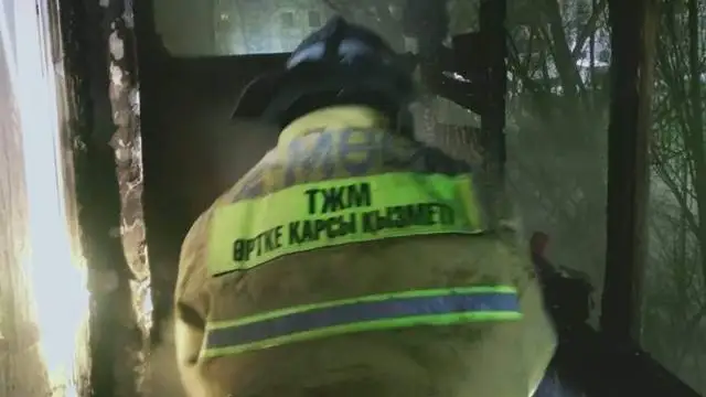 18 человек эвакуировали при пожаре в Астане